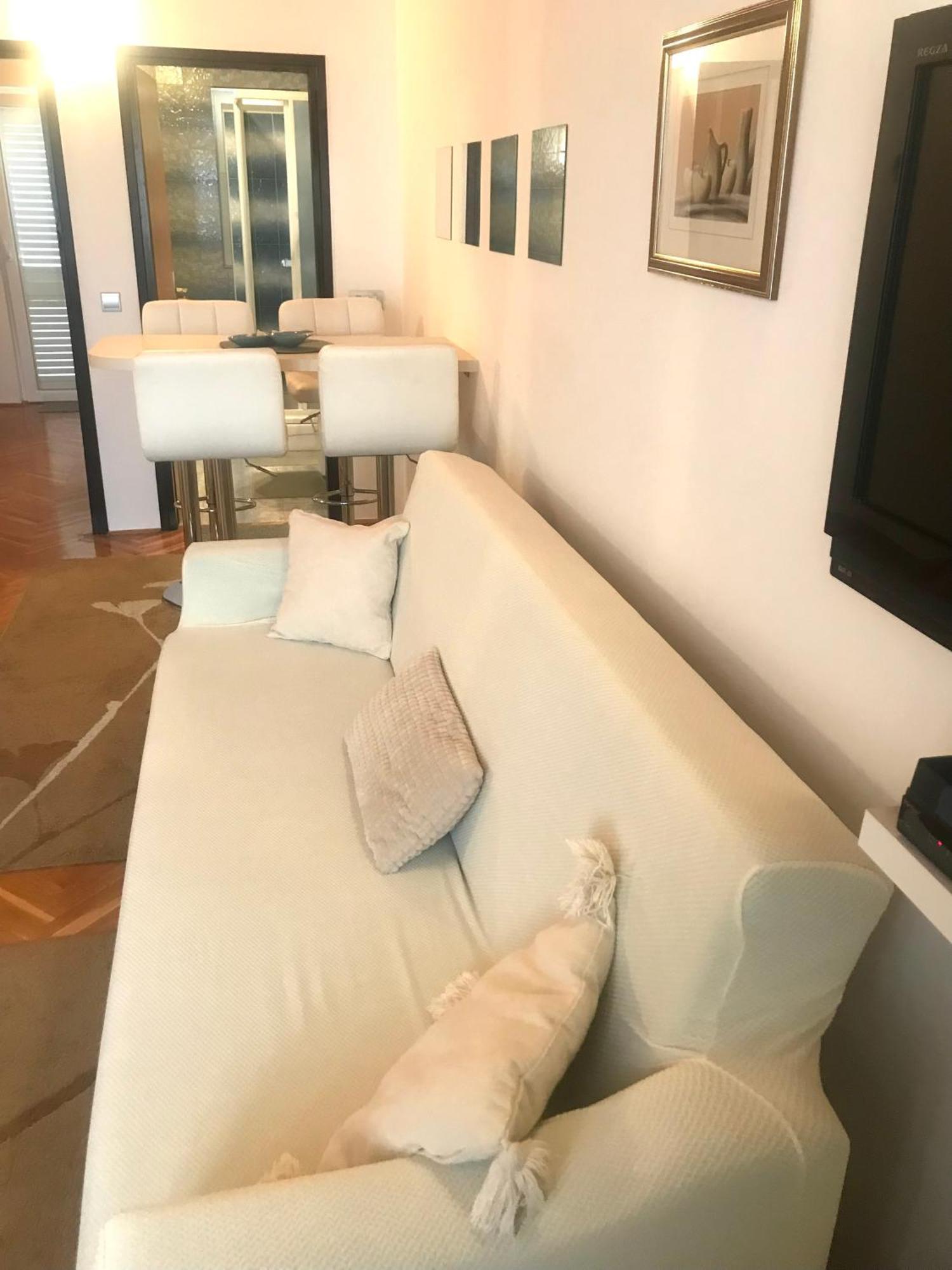 Apartment Sara 诺瓦利娅 外观 照片