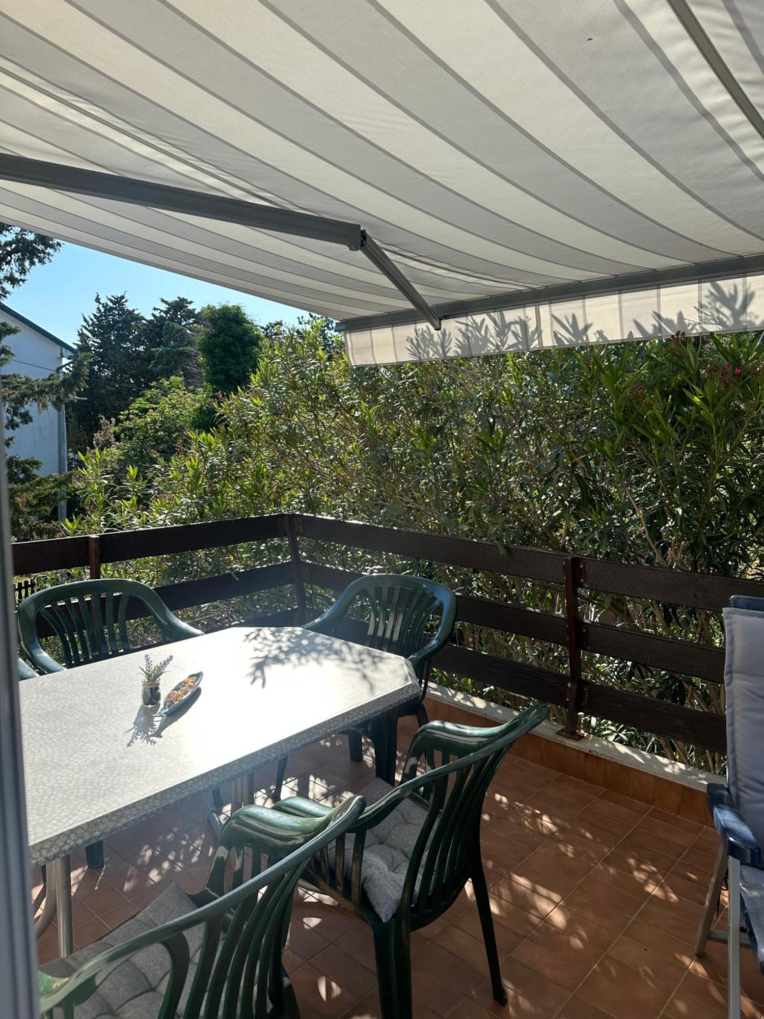 Apartment Sara 诺瓦利娅 外观 照片